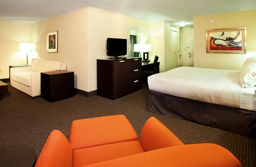Downtown Tulsa Hotel | 17 West Hotel, Ascend Hotel Collection