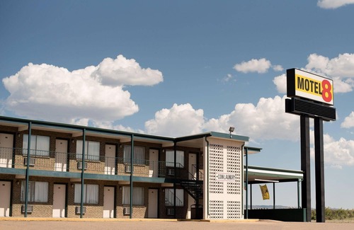 Laramie Hotel | Motel 8 Laramie