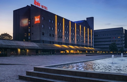 Zona Ca' Granda Hotel | Hotel Ibis Milano Ca' Granda