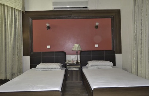 Faisalabad Hotel | Sandal Bar Hotel