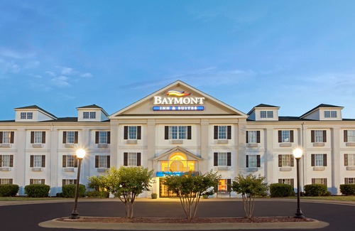 Pearl Hotel | Baymont by Wyndham Pearl