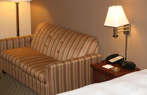 Olathe Hotel | Hampton Inn Olathe