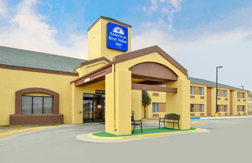 Rawlins Hotel | Americas Best Value Inn
