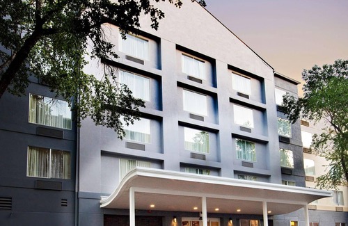 Buckhead Village Hotel | Fairfield Inn & Suites by Marriott Atlanta Buckhead