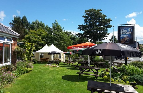Llanwrtyd Wells Hotel | The Trout Inn