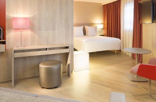 Le Mesnil-Amelot Hotel | Hotel Oceania Paris Roissy CDG
