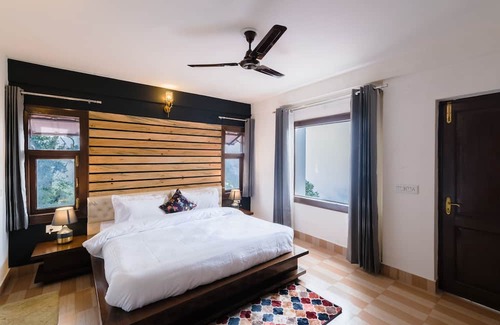 The Mall Road Cottage | The Junglee Bakri