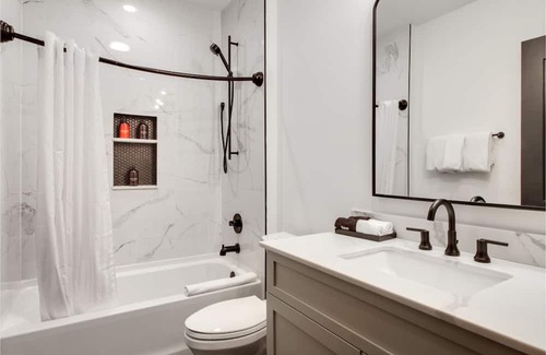 Central Business District House | Roami at The Brandywine | Pool | 2 Bedroom Terrace