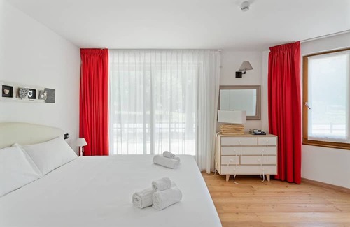 Gressoney-Saint-Jean Apartment | Residence in Gressoney-saint-jean with 1 bedrooms sleeps 5