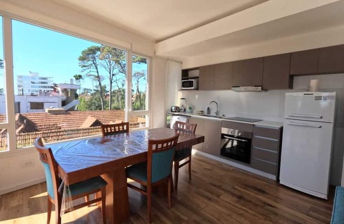 Pinamar Apartment | Apartments 3 main rooms Status Tower Pinamar 4 PAX