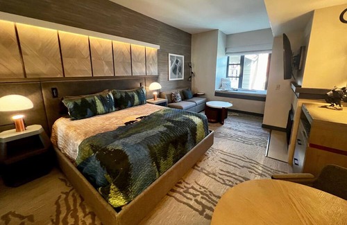 Mammoth Lakes Condo | Beautiful Top Floor Remodeled Monache Studio. Dogs Considered.