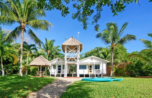 Buenavista Cabin | Hermosa Cabaña Caribeña en la Laguna de Bacalar
