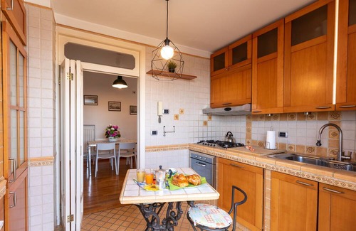 Naples City Centre Apartment | Delightful apartment in the heart of Naples overlooking the Vesuvius