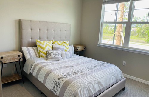 Venice House | Brand new modern peaceful house with water view and ocean beach access