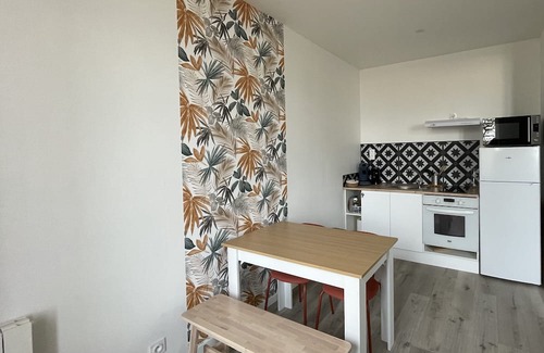 Cherbourg-en-Cotentin Apartment | Spacious, bright apartment close to town center.