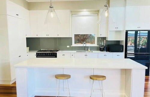 Wagga Wagga Apartment | Classic Meets Modern in Central Wagga