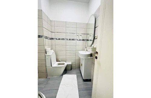 Krisztinavaros Apartment | cozy apartment with king size bed room 103