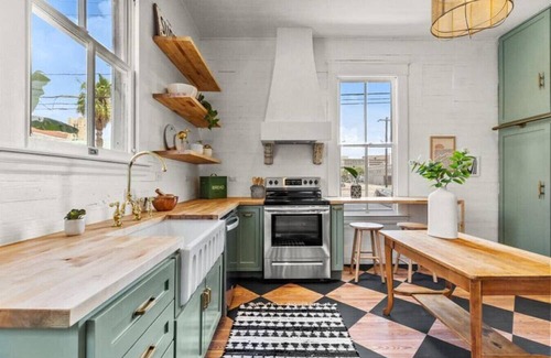 Galveston House | Historic Sheek and Modern Home Blocks from Strand