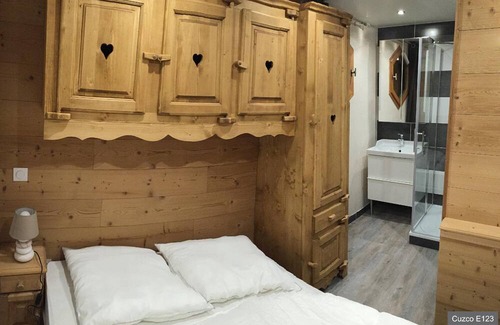 Val-Thorens Apartment | VAL THORENS PLEASANT APARTMENT 10 PEOPLE COMPLETELY RENOVATED
