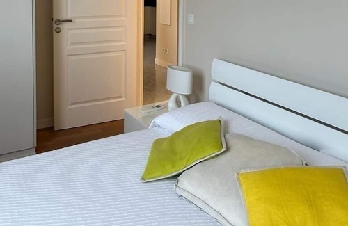 Roquebrune-Cap-Martin Apartment | Luxury apartment with swimming pool and breathtaking view of Monaco