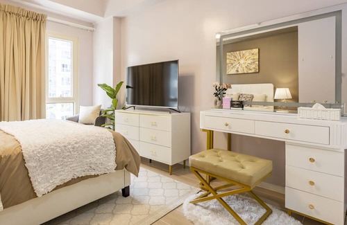 Pasay House | 81 Newport Boulevard Front NAIA Terminal3-Best staycation in PasayManila