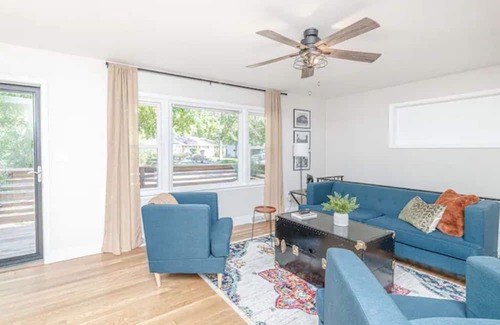 Columbia House | Remodeled and centrally located home in Columbia