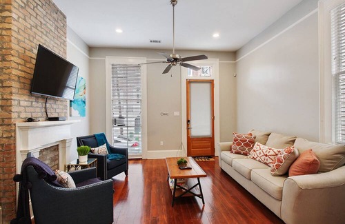 Faubourg Livaudais House | Walk to Historic St. Charles Street!