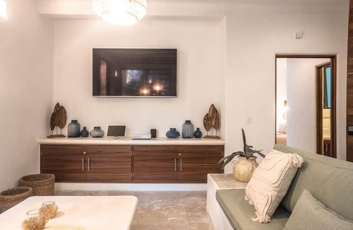 Buenavista House | Casa Pibe, Private pier, roof & jacuzzi