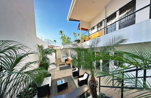 Tamarindo House | Twin Room #3 for 2 people