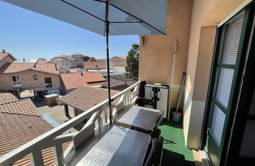 Mimizan-Plage Apartment | Beautiful apartment for 2 to 6 people in the heart of the pedestrian streets of Mimizan plage