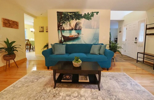 Pocono Lake House | Pocono Lake Getaway: Pool, Tennis, and Basketball!