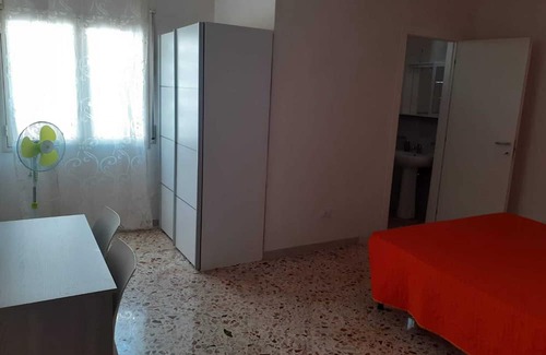 Castelvetrano House | Holiday Home "Baloo" with Shared Pool & Wi-Fi