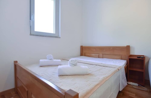 Becici Apartment | Sea View Flat w Balcony 5 min to Beach in Budva