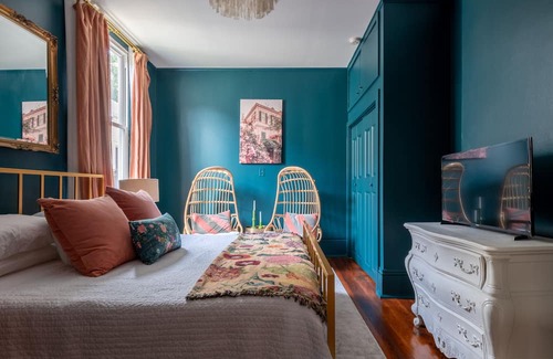 Irish Channel Apartment | Stylish Oasis in Irish Channel