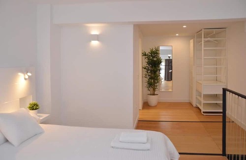 Santa Cruz de Tenerife Apartment | 55 m2 apartment with two bedrooms, living room with sofa bed and two bathrooms