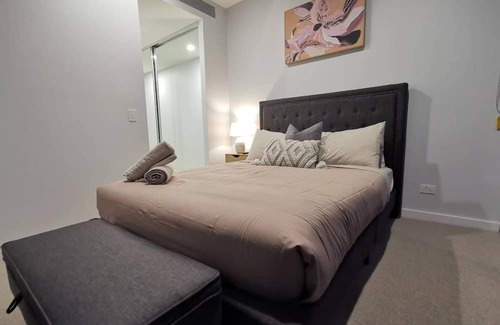 Broadbeach Apartment | 2 Bedroom 2 Bathroom StarResidence - Gold Coast with Best Ocean view GC42