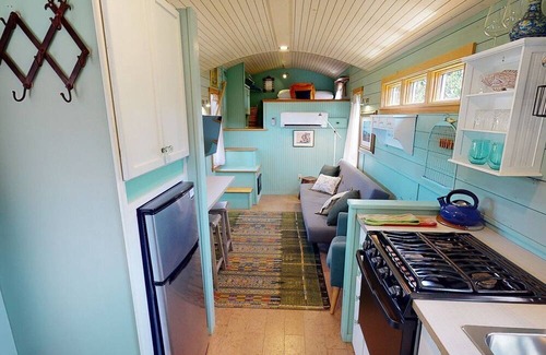 Waldport House | Sea Foam