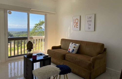 Roatan House | Monstemar Blue View @ Henry Jackson, Roatan.