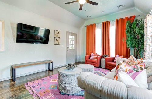 Central Oklahoma City House | Snuggle Inn - satisfy your wanderlust in Central NW OKC