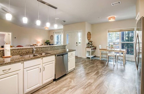Santa Rosa Beach House | New Listing /Private /Comfy /EZ Walk to Beach