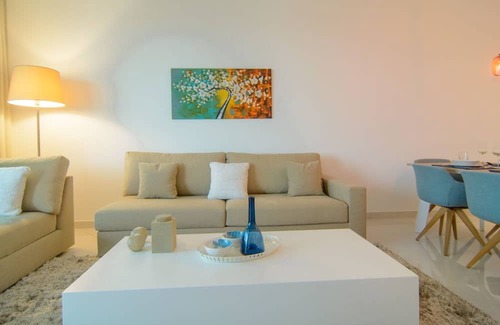 New Golden Mile Apartment | Belaire 4 bedroom apartment with terrace and shared pools
