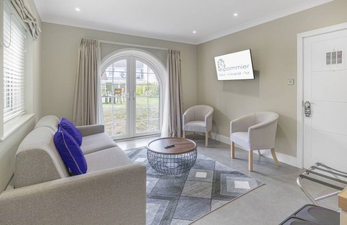 Les Genâts Hotel | Le Pommier