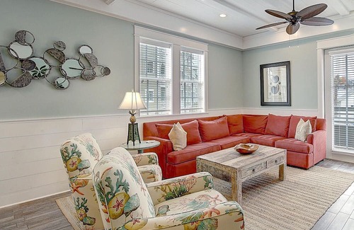 Cinnamon Shore Condo | Customized Condo w/ Designer Details@Cinnamon Shore w/ Great Amenities!