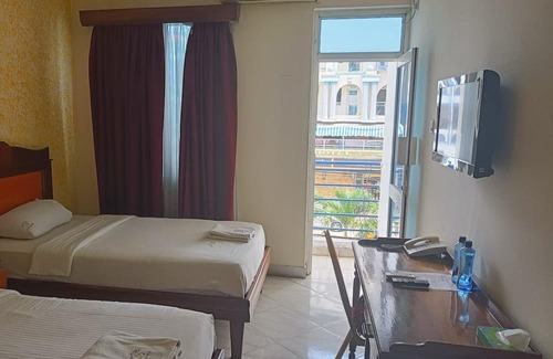 Kikowani Hotel | SUHUFI PALACE HOTEL