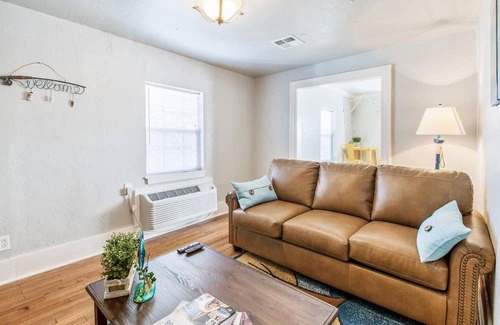 Central Oklahoma City Apartment | Aloha, Beaches - near Uptown 23rd & Asian District