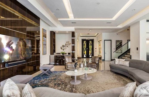 Reunion House | Ultra-Modern Oasis with Pool and Spa at Reunion