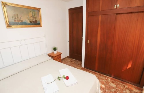 Salou City Centre Apartment | 165-MARESMO - APARTMENT FOR 4 PERSONS