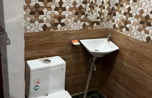 Dhanauli Hotel | Hotel Shivam Inn Agra