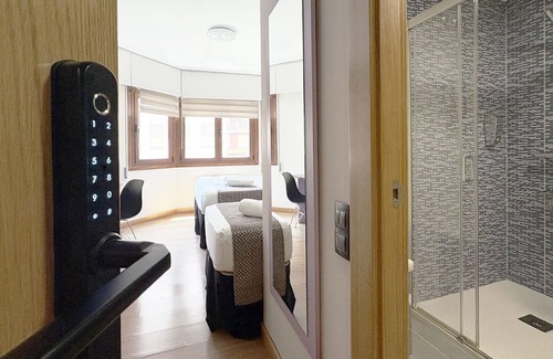 Logrono City Centre House | Berceo Rooms Self Check-in