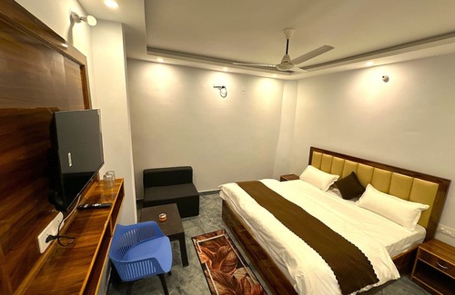 Dhunar Gaon Hotel | Hotel Divya Ganga Shivpuri Rishikesh